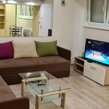 Le Coin De Simon Apartment เบลเกรด ภายนอก รูปภาพ