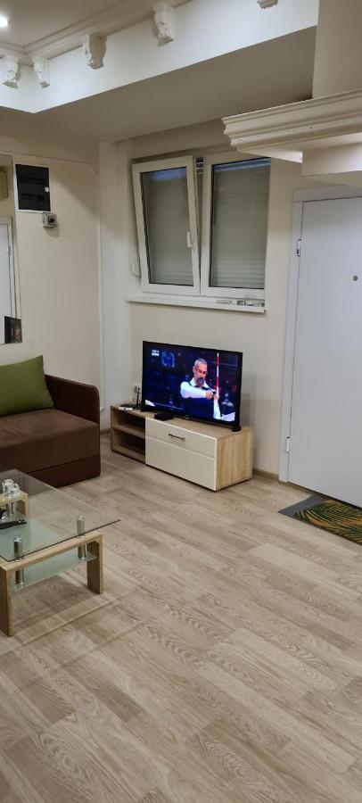 Le Coin De Simon Apartment เบลเกรด ภายนอก รูปภาพ