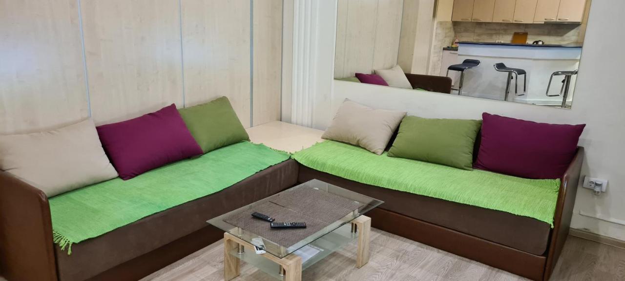 Le Coin De Simon Apartment เบลเกรด ภายนอก รูปภาพ